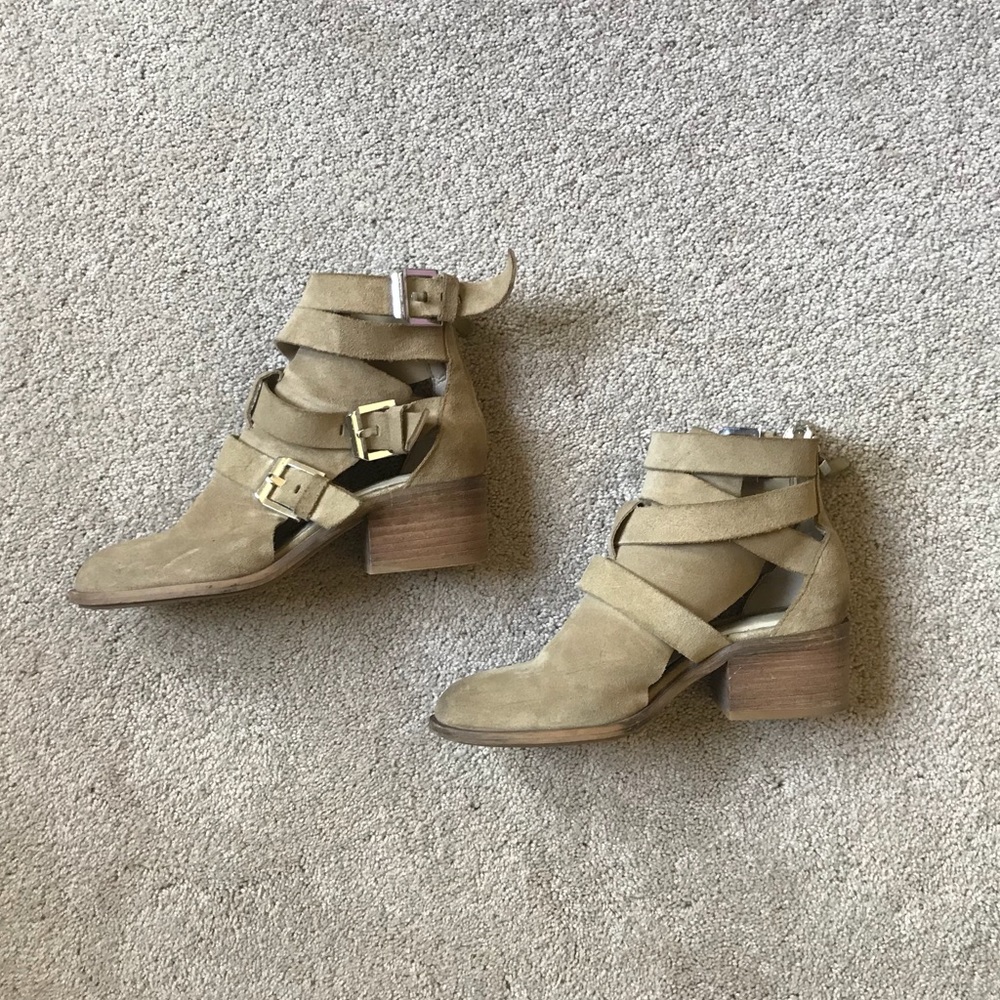 Zara Suede cutout and buckle boot: 37